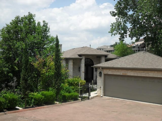 5904 Westslope Dr