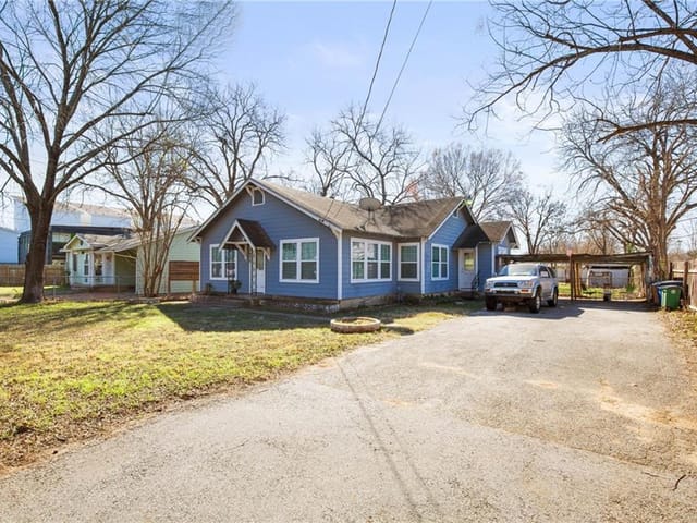 5905 Bolm Rd