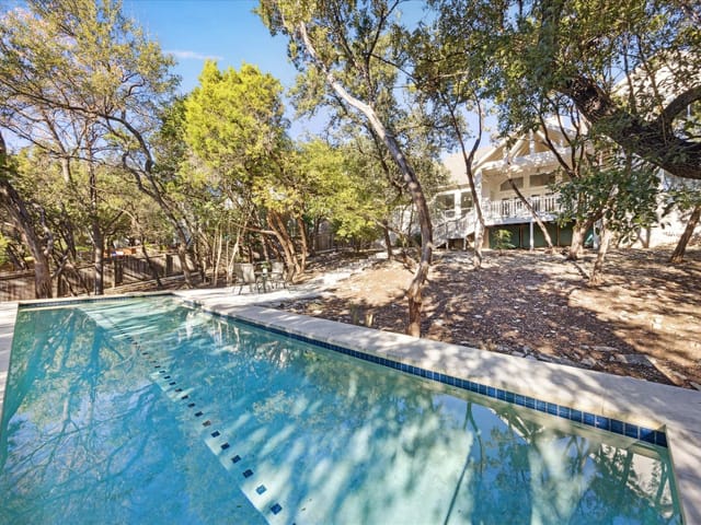 5908 Lonesome Valley Trl E