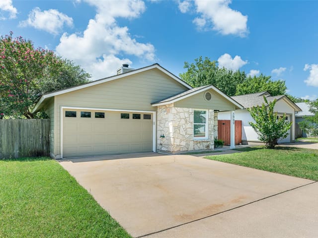 5909 Kevin Kelly Pl