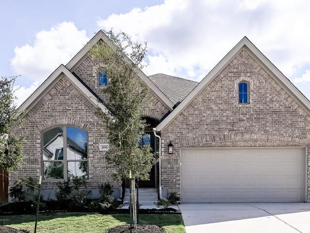 591 Bay Breeze DR