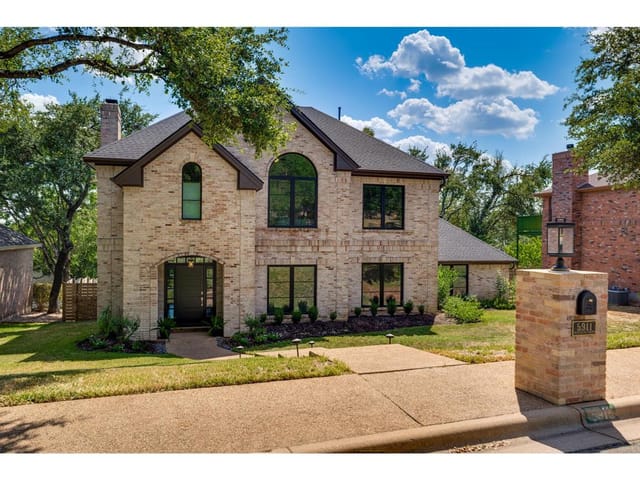 5911 Front Royal Dr