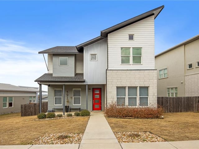 5912 Florencia Ln