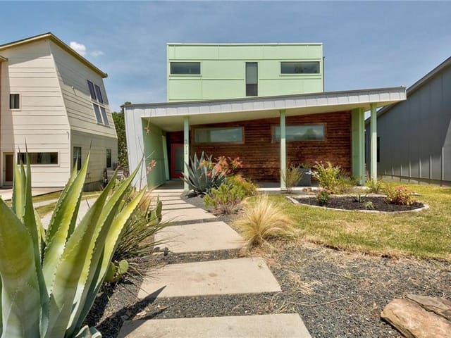 5912 Toscana Ave