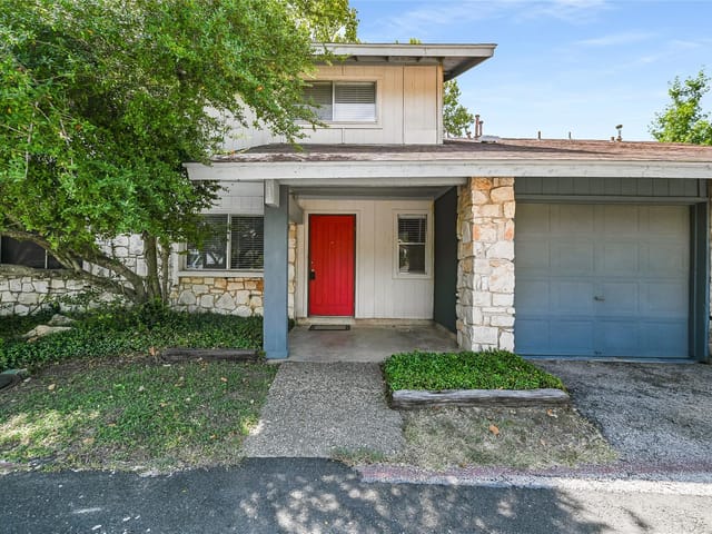 5913 Little Creek TRL
