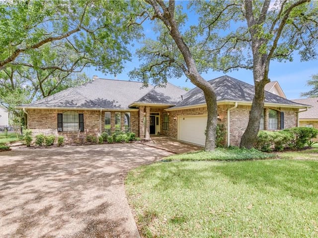 5913 Lookout Mountain Dr