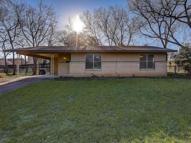 5913 Sunshine Dr