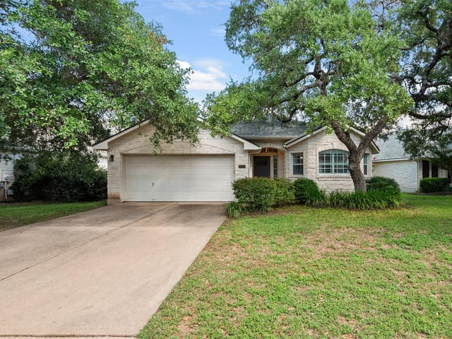 5915 SALCON CLIFF Dr