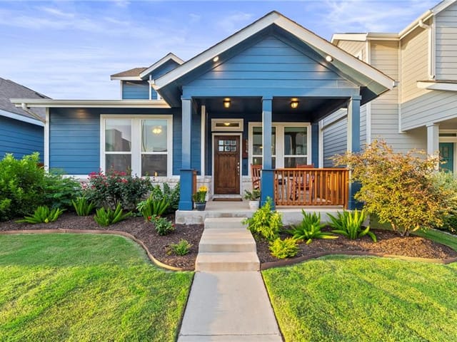 5916 Corrine Ln