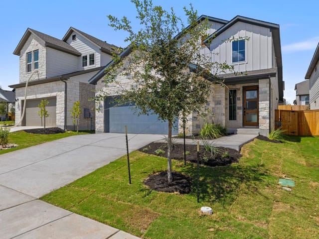 592 Darley Oak Drive