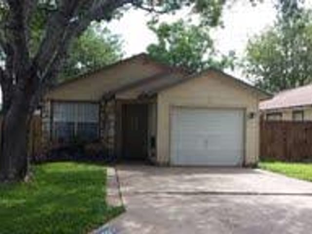 5923 Richard Carlton Blvd