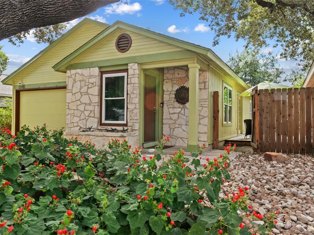 5943 Kevin Kelly Pl