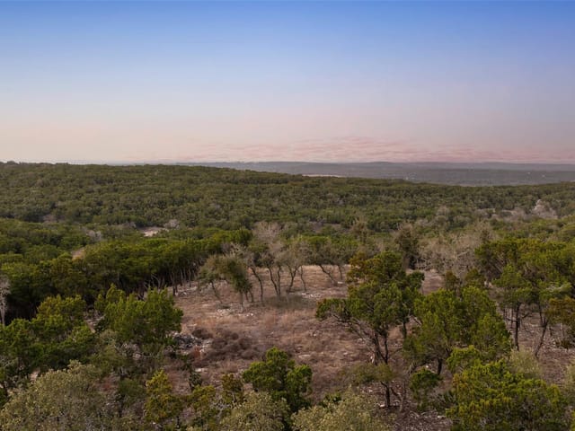 5946 Grotto Creek Ct