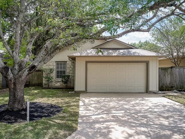 5947 Kevin Kelly Pl