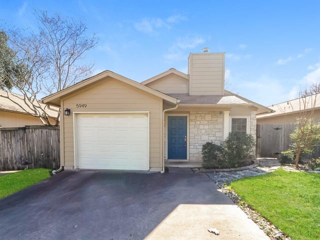 5949 Kevin Kelly Pl