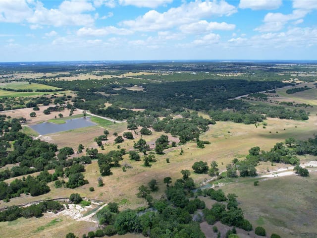 597 Spaniel Hill RD
