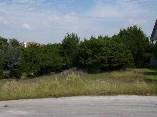 6 Cove Creek LN