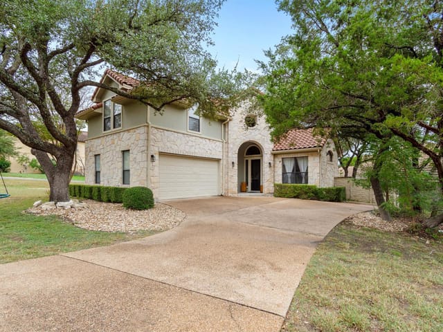 6 Monarch Oaks Ln