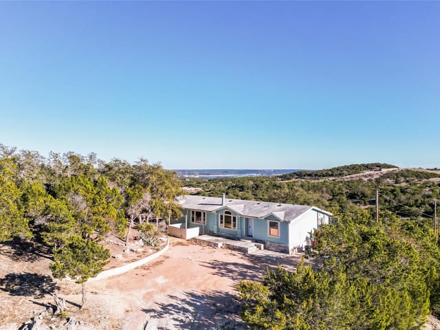 6000  La Paloma Ln  