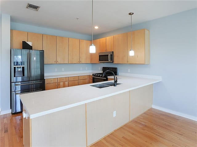 6000 S Congress Ave Unit #136