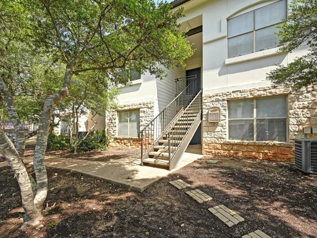 6000 SHEPHERD MOUNTAIN Cv Unit #107