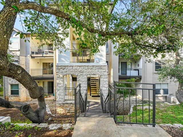 6000 Shepherd Mountain Cv Unit #1805