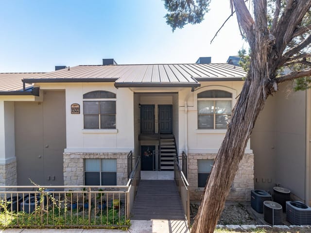 6000 Shepherd Mountain CV Unit #2009