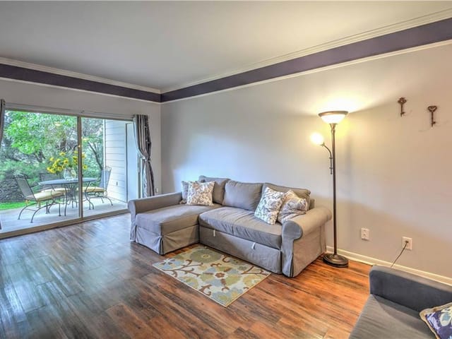 6000 Shepherd Mountain CV Unit #2106