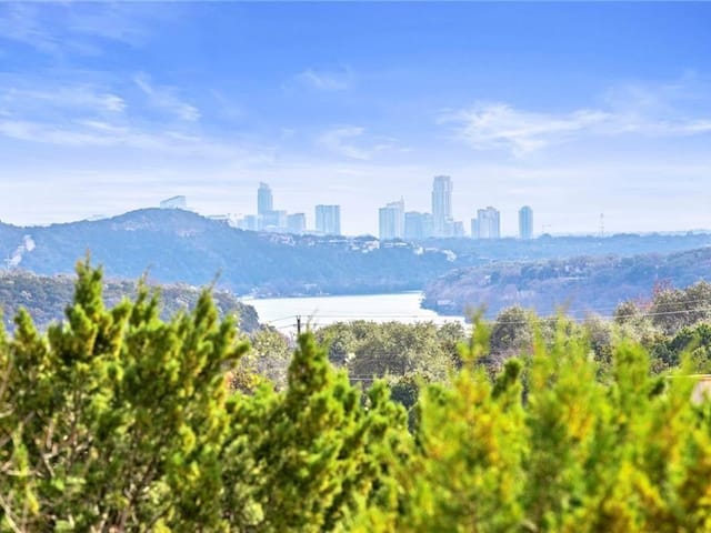 6000 Shepherd Mountain Cv Unit #304