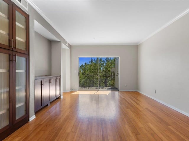 6000 Shepherd Mountain Cv Unit #309