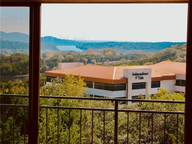 6000 Shepherd Mountain CV Unit #312