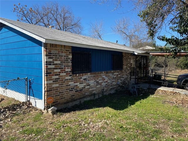 6001 Bluebell Cir