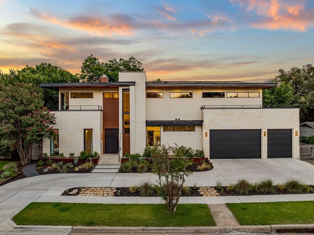 6001 Bullard Dr