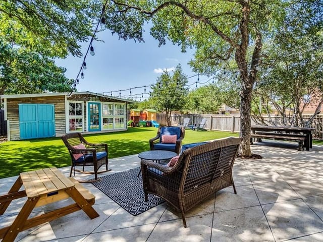 6001 Elfen Way