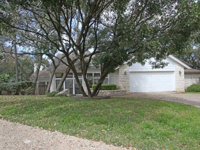 6002 Westside Dr