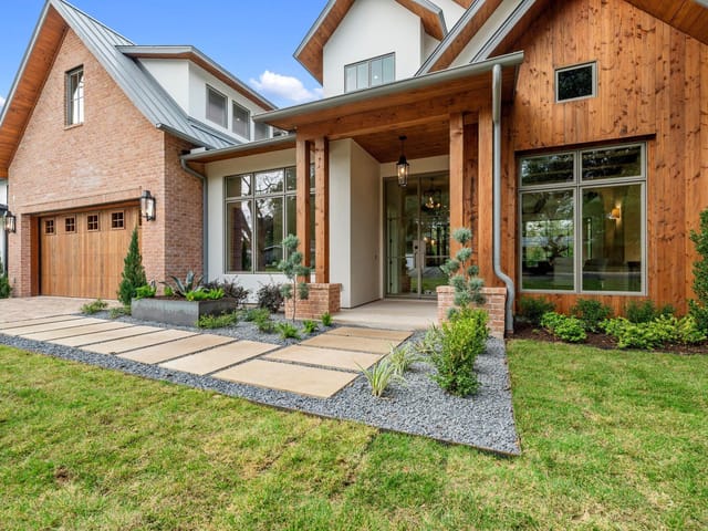 6006 Cary DR
