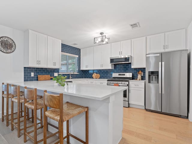 6008 Smith Oak TRL
