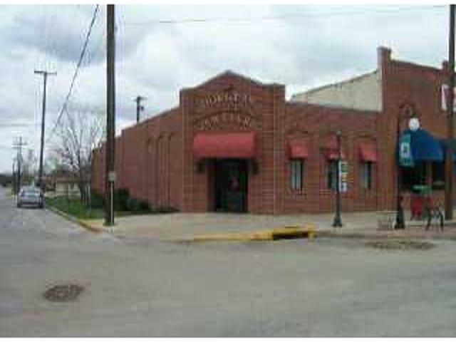 601 Davis