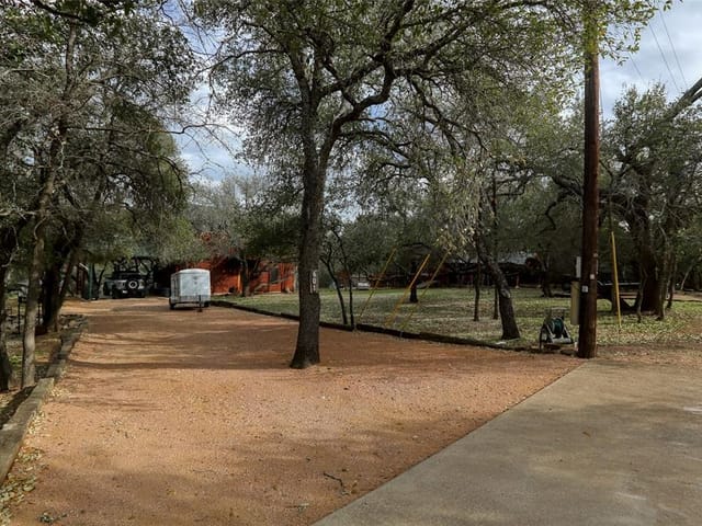 601 Echo DR