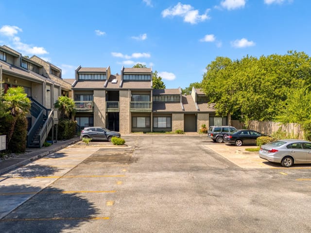 601 Nelray BLVD Unit #6
