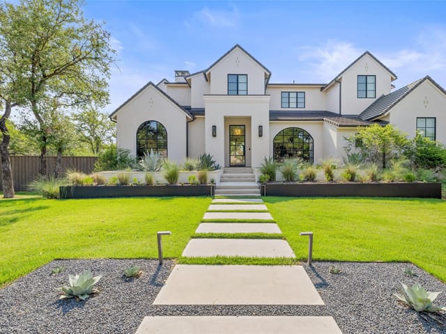 601 Riley Rd