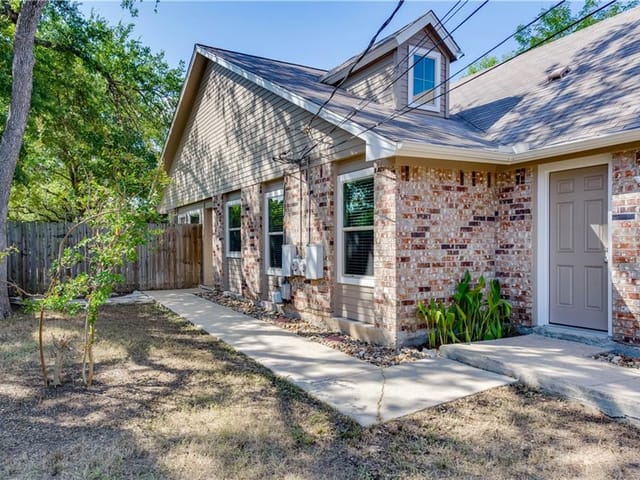 6010 Parkwood DR Unit #B