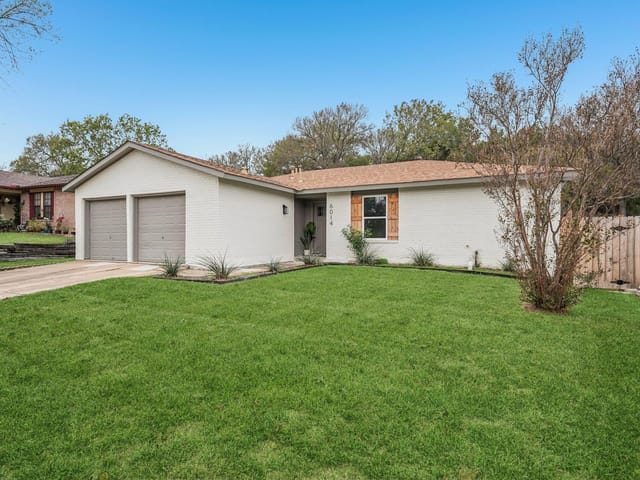 6014 London Dr