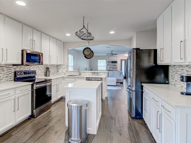 6016 Nelson Oaks Dr