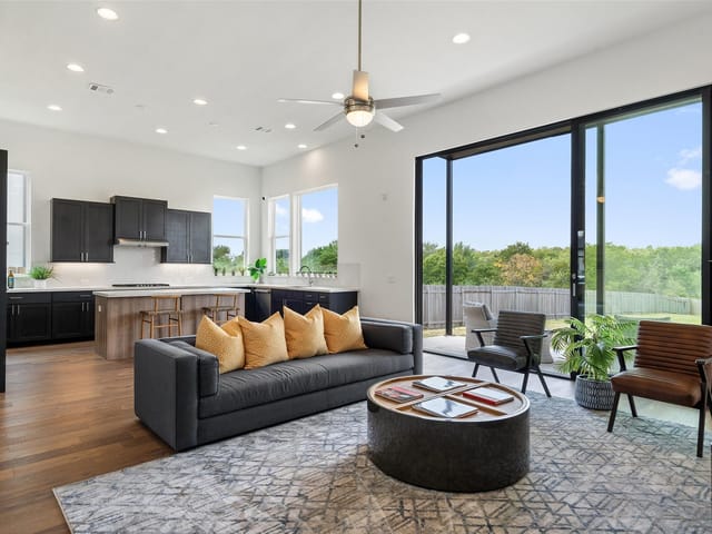 6016 Sendero Hills Pkwy