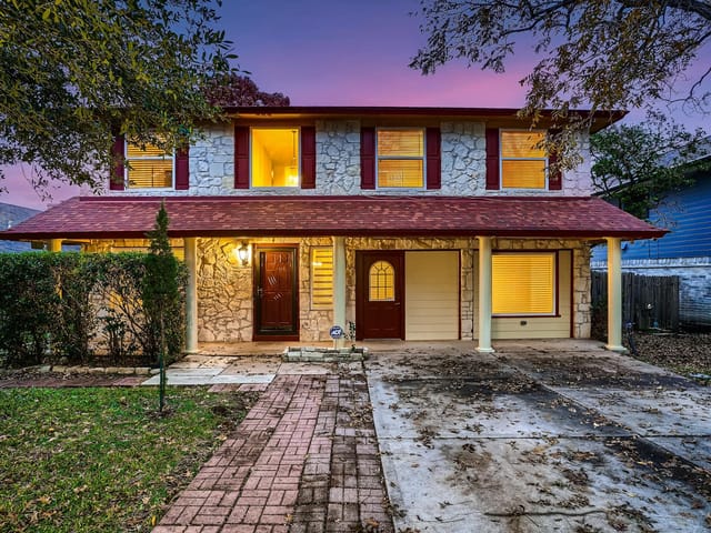 602 Kingfisher Creek Dr