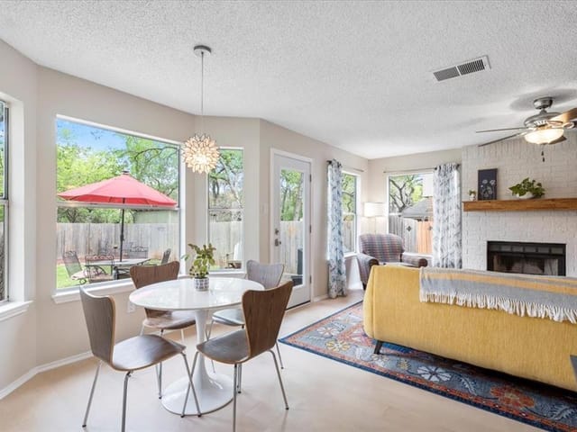 6020 La Naranja Ln