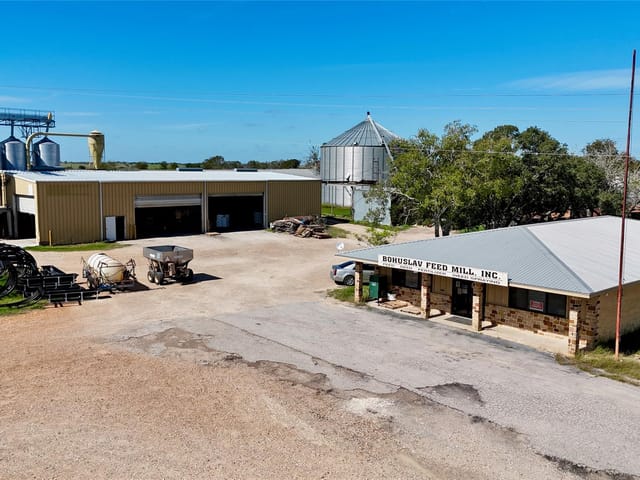 6022 Fm 532 Rd