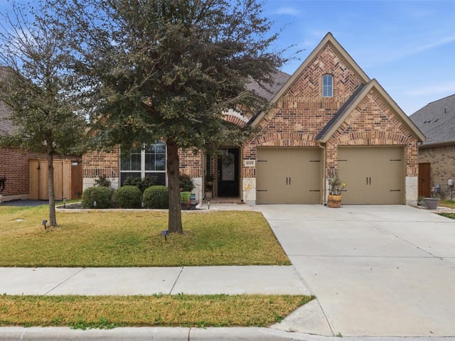 6025 Lake Teravista Way