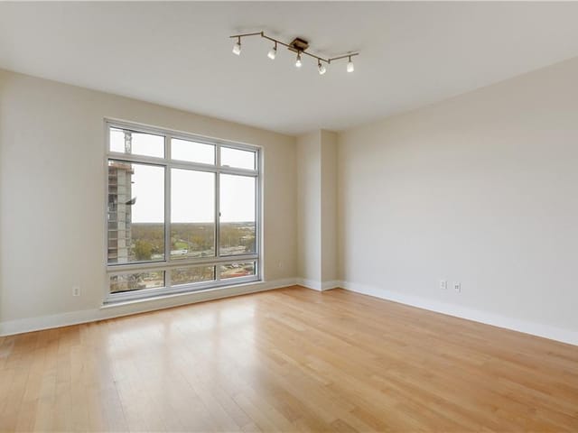 603 Davis St Unit #1108
